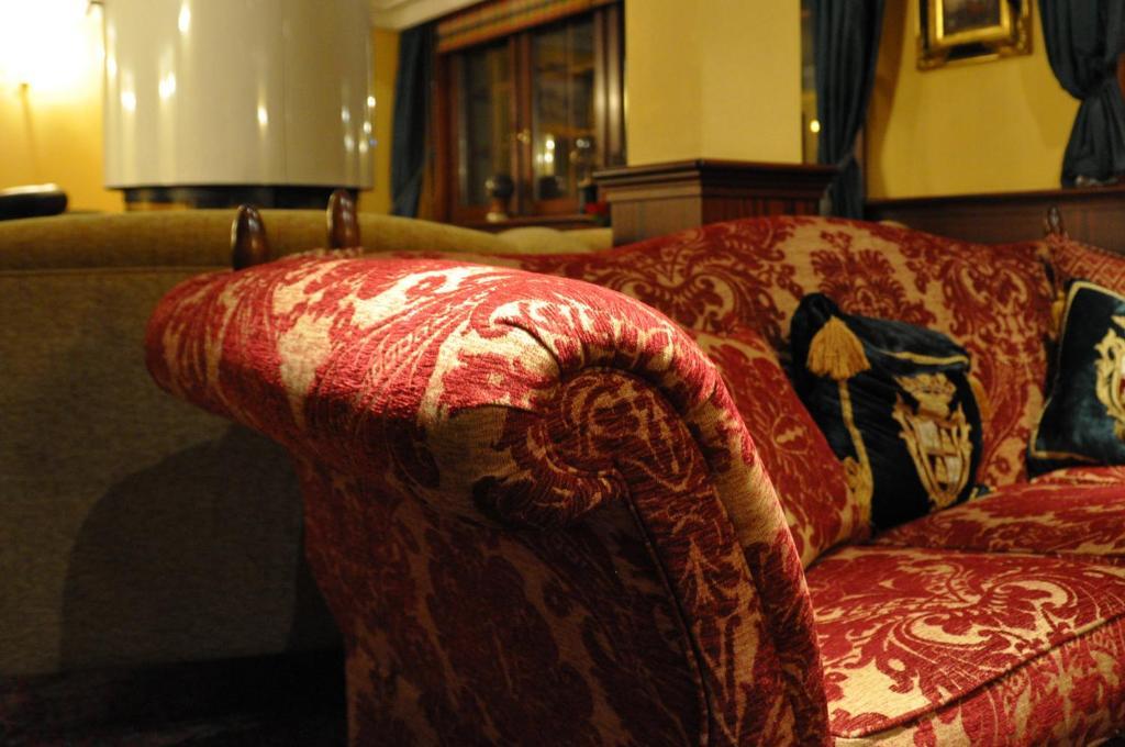 Hotel De La Paix シャンペリー エクステリア 写真